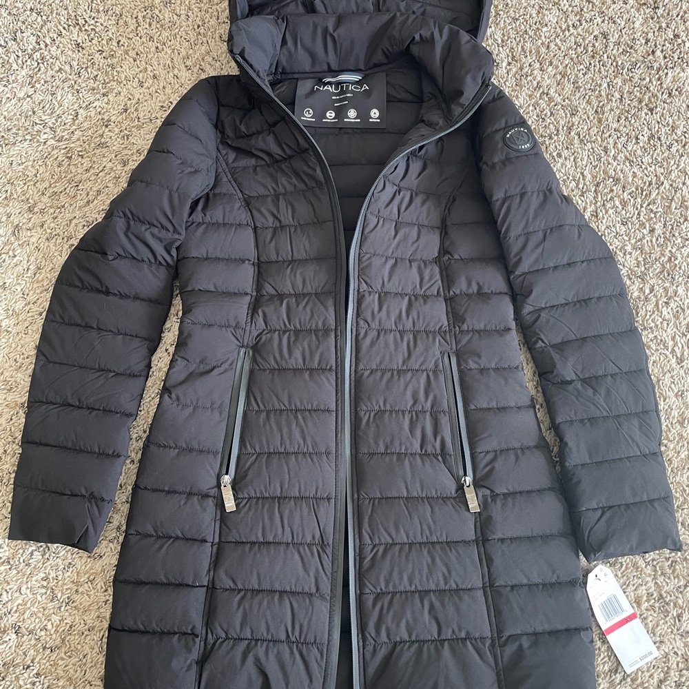 Nautica Black Puffer Jacket with Hood and Water-Resistant Material
